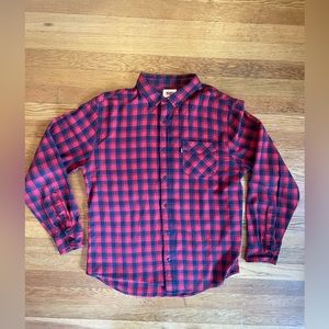 Levi’s flannel shirt